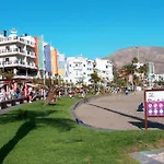 Apartamento & Cristianos By Helloapartments *